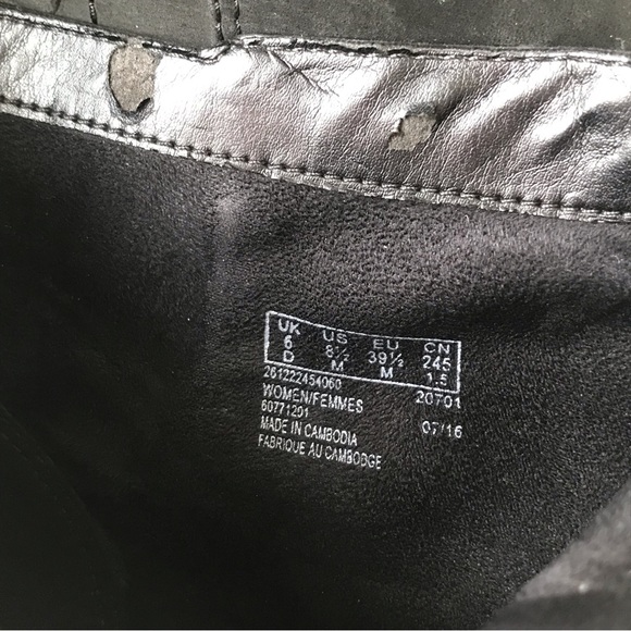 Clarks Gelata Flora Black Fringe Ankle Boots Leather Women's Size 8.5 - Picture 12 of 12